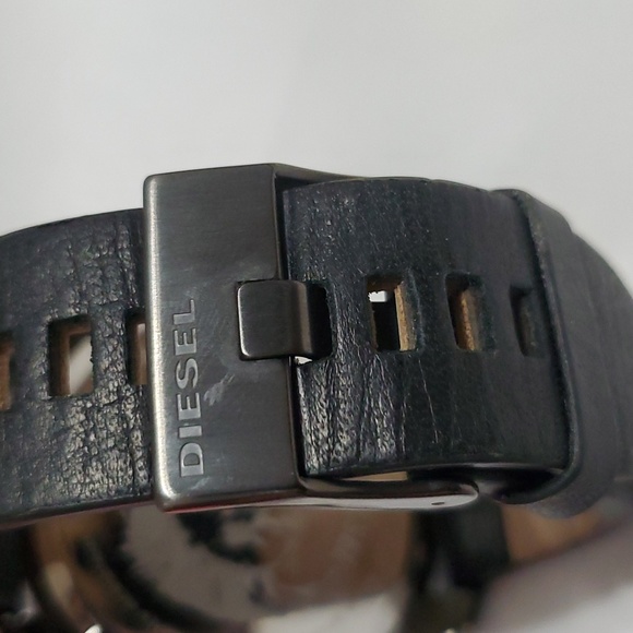 Diesel Men's Watch - Picture 3 of 9